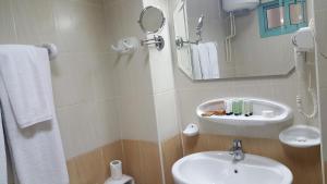 Baðherbergi á Al Muntazah Plaza Hotel