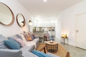 Posezení v ubytování Design flat in Campolide