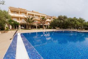 Gallery image of City Pool Apartments Novalja in Novalja