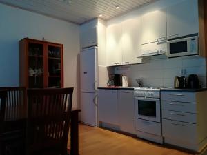 Dapur atau dapur kecil di Apartment Aarni