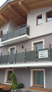 Rõdu või terrass majutusasutuses Apartment Hochkönigblick Pilzegg