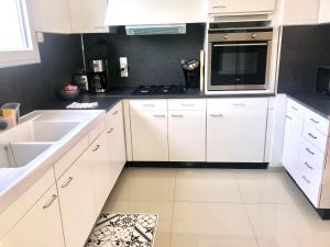 Galeriebild der Unterkunft La Maison du Canal d’Ay in Ay