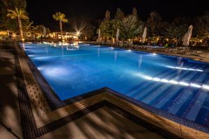 Bazén v ubytování Le Dune Resort nebo v jeho okolí