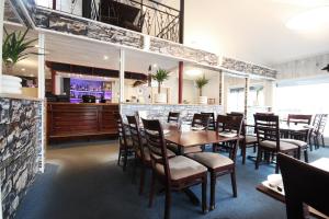 Posezení v ubytování Napoli Resturant & Hotell AS