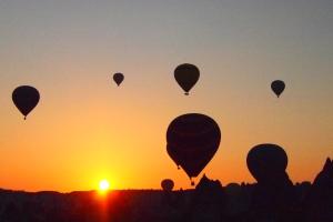 The sunrise or sunset as seen from a szállodákat or nearby