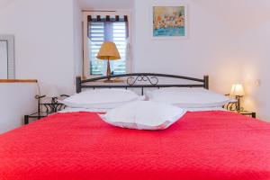 Postel nebo postele na pokoji v ubytování Holiday home Katarina Omiš