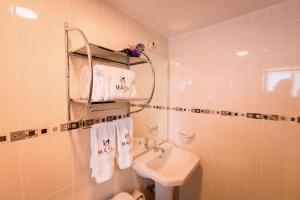 Koupelna v ubytování Mayu Boutique Hotel