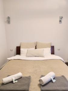 Postel nebo postele na pokoji v ubytování Warsaw Concierge Koszykowa
