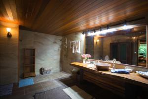 Kúpeľňa v ubytovaní Cattani's Riverside Home