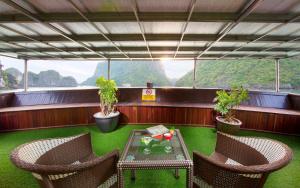 Fotografie z fotogalerie ubytování Signature Halong Cruise v destinaci Ha Long