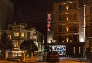 Budova, kde se hotel nachází