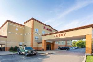 Ramada by Wyndham Glendale Heights/Lombard