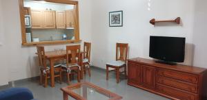 Kuchyňa alebo kuchynka v ubytovaní Apartamentos Nerja Bahia