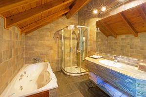 Kúpeľňa v ubytovaní Hotel Restaurant Castellarnau