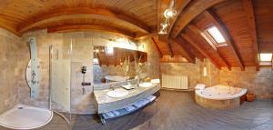 Kúpeľňa v ubytovaní Hotel Restaurant Castellarnau