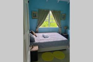 Postel nebo postele na pokoji v ubytování Comfort Suites