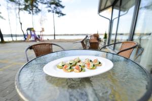 Φαγητό σε αυτό το ξενοδοχείο ή κάπου εκεί κοντά