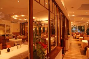 Restauracja lub miejsce do jedzenia w obiekcie Klaus im Weinviertel
