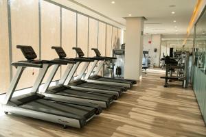 Fitness centrum a/nebo fitness zařízení v ubytování QUARTZ HOTEL & SPA