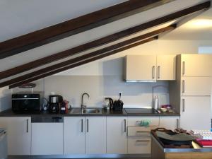 Una cocina o cocineta en penthouse exceptional sea view