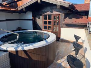 Fotografie z fotogalerie ubytování Family hotel Makedonska Kruchma v destinaci Dobriniště