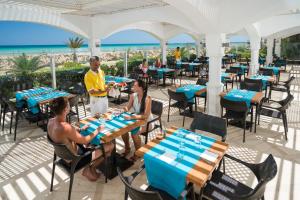 Restoran atau tempat lain untuk makan di Iliade Aqua Park Djerba
