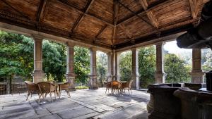 Um jardim em Pousada Mosteiro de Guimaraes