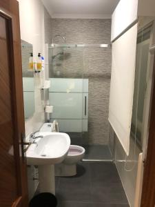 Kúpeľňa v ubytovaní Hostal imperio