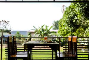 Un balcón o terraza de Phi Phi Chang Grand Resort