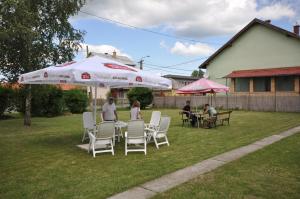 Vonkajšia záhrada v ubytovaní Kalcit Tourist Motel