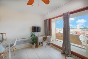 Gallery image of Studio calme avec parking et ascenseur -304- in Canet-en-Roussillon