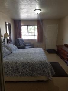 Ένα ή περισσότερα κρεβάτια σε δωμάτιο στο Butch Cassidy's Hideout +12 φωτογραφίες