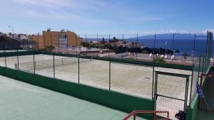Tenis lub squash w obiekcie Playa de la Arena Apartment lub w pobliżu