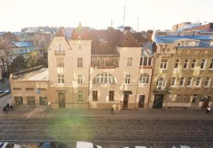 Výhľad na mesto Ľvov alebo výhľad na mesto priamo z apartmánu