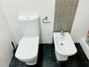 Koupelna v ubytování Apartamento Nuevo con Gran Terraza y Wifi en Canet