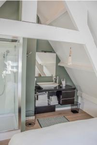 Koupelna v ubytování Tiny House Lindenhouse