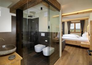 Bilik mandi di Apartments Riega +73 gambar