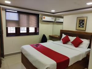 Postel nebo postele na pokoji v ubytování Hotel Happyland