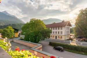 Nespecifikovaný výhled na hory nebo výhled na hory při pohledu z hotelu