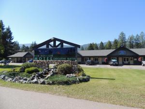 Gallery image of New Horizon Motel in Christina Lake