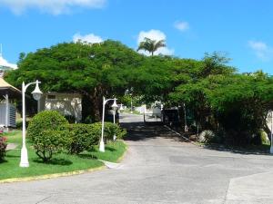 Jardí fora de Jolie studio meublé avec petite vue mer