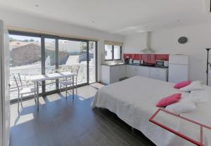 Gallery image of Faial Marina Apartments 1 in Horta