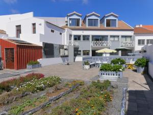 Foto dalla galleria di Faial Marina Apartments 1 a Horta