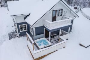 Miekojärvi Resort v zimě