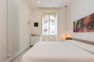 A bed or beds in a room at B & Bea
