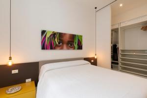 A bed or beds in a room at B & Bea