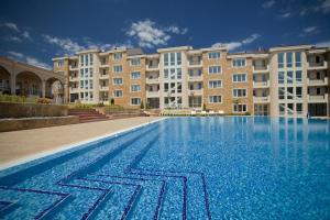 The swimming pool at or close to Apartments in complex ATIA RESORT