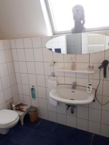 Kamar mandi di Schuttershof Heerlen - Adults Only