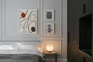 Posteľ alebo postele v izbe v ubytovaní Bumblebee Luxury Apartments