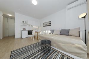 Kuchyňa alebo kuchynka v ubytovaní Idassa bridge apartments